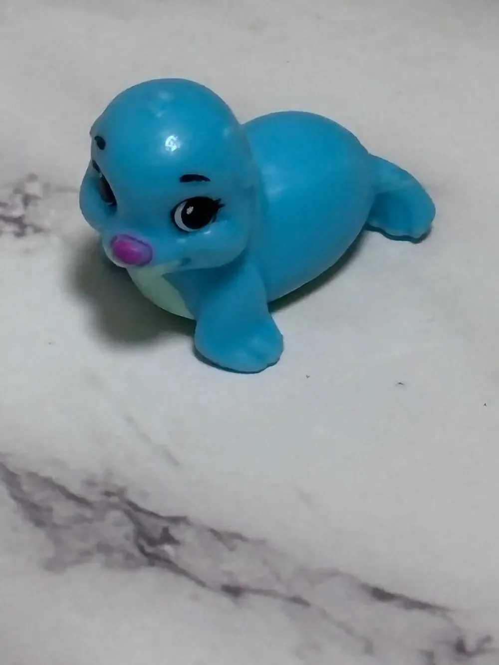 Splashing Seel Seal Walrus Blue Ocean Mini Figure 1”